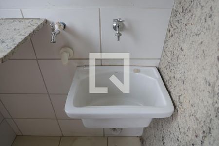 Apartamento para alugar com 70m², 2 quartos e 1 vagaÁrea de Serviço