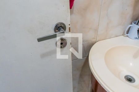 Casa à venda com 113m², 4 quartos e 3 vagas Casa à venda com 113m², 4 quartos e 3 vagasBanheiro