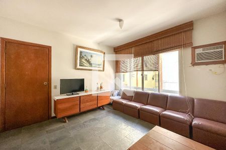 Sala de apartamento para alugar com 2 quartos, 75m² em Parque Enseada, Guarujá