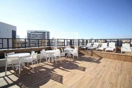 Apartamento à venda com 22m², 1 quarto e sem vagaÁrea comum - Piscina
