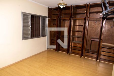 Quarto Suite de casa para alugar com 4 quartos, 304m² em Conceição, Diadema