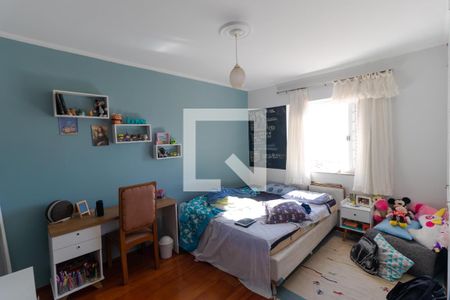 Casa à venda com 320m², 5 quartos e 8 vagasQuarto 03
