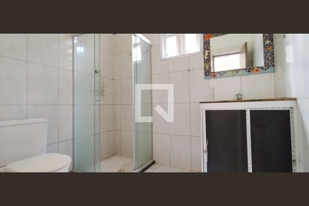 Banheiro de apartamento para alugar com 1 quarto, 50m² em Itapuã, Salvador