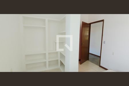 Closet de apartamento para alugar com 1 quarto, 50m² em Itapuã, Salvador
