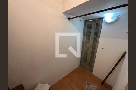 Apartamento à venda com 120m², 2 quartos e 2 vagasQuarto de Serviço
