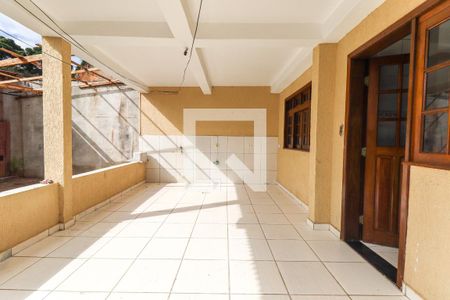 Casa para alugar com 175m², 3 quartos e 1 vaga Casa para alugar com 175m², 3 quartos e 1 vagaÁrea de Serviço