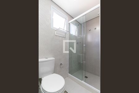 Apartamento à venda com 108m², 3 quartos e 2 vagas Apartamento à venda com 108m², 3 quartos e 2 vagasBanheiro da Suíte