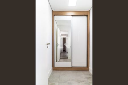 Apartamento à venda com 108m², 3 quartos e 2 vagas Apartamento à venda com 108m², 3 quartos e 2 vagasDispensa