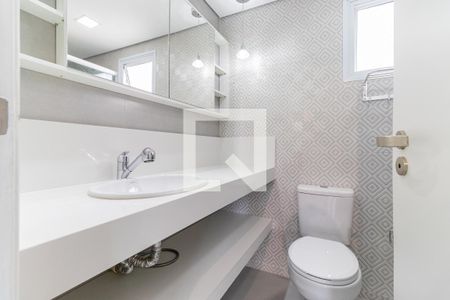 Apartamento à venda com 108m², 3 quartos e 2 vagas Apartamento à venda com 108m², 3 quartos e 2 vagasBanheiro da Suíte