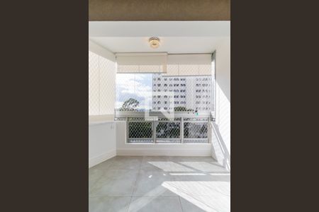 Apartamento à venda com 108m², 3 quartos e 2 vagas Apartamento à venda com 108m², 3 quartos e 2 vagasVaranda da Sala