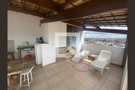 Apartamento à venda com 233m², 4 quartos e 2 vagas