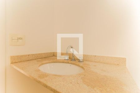 Banheiro da Suíte 1 de apartamento à venda com 2 quartos, 109m² em Vila Andrade, São Paulo