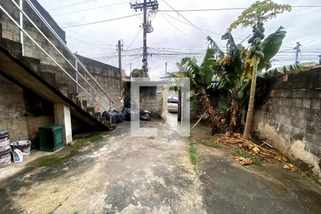 Casa para alugar com 50m², 1 quarto e sem vagaQuintal