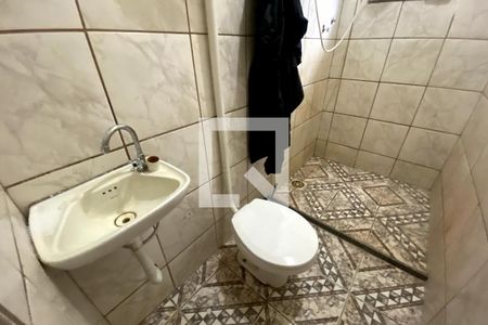 Casa para alugar com 50m², 1 quarto e sem vagaBanheiro 