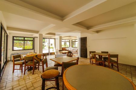 Apartamento à venda com 200m², 4 quartos e 3 vagasÁrea comum - Salão de festas