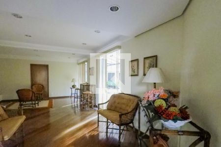 Apartamento à venda com 200m², 4 quartos e 3 vagasHall