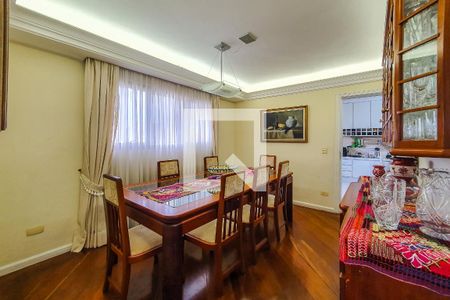 Apartamento à venda com 200m², 4 quartos e 3 vagassala jantar