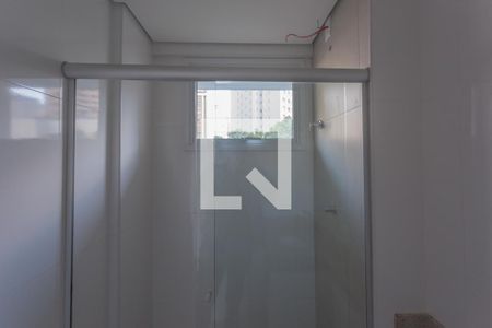 Apartamento à venda com 72m², 2 quartos e 2 vagasBanheiro da Suíte 2