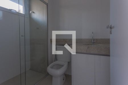 Apartamento à venda com 72m², 2 quartos e 2 vagasBanheiro da Suíte 2
