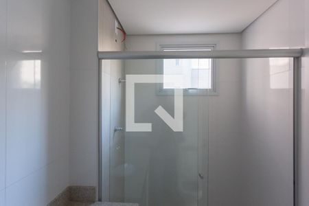 Banheiro de apartamento à venda com 1 quarto, 49m² em Lourdes, Belo Horizonte