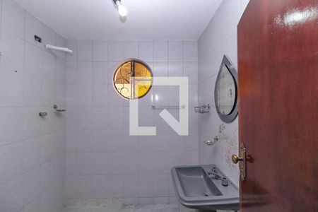 Casa à venda com 250m², 3 quartos e 1 vagaBanheiro 2