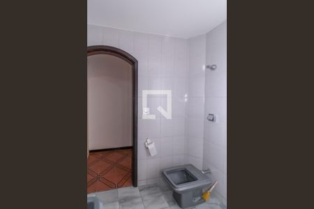 Casa à venda com 250m², 3 quartos e 1 vagaBanheiro 2