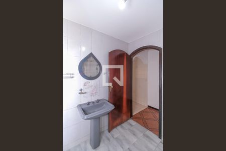 Casa à venda com 250m², 3 quartos e 1 vagaBanheiro 2