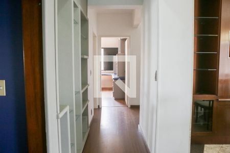 Corredor para Quartos de apartamento para alugar com 4 quartos, 189m² em Vila Bastos, Santo André