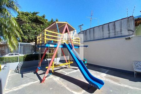 Apartamento à venda com 95m², 3 quartos e 2 vagas Apartamento à venda com 95m², 3 quartos e 2 vagasÁrea Comum - Playground