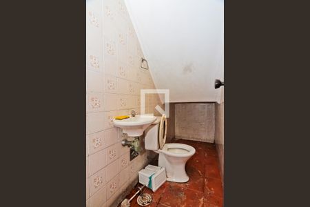 Casa para alugar com 500m², 3 quartos e 1 vaga Casa para alugar com 500m², 3 quartos e 1 vagaLavabo da garagem