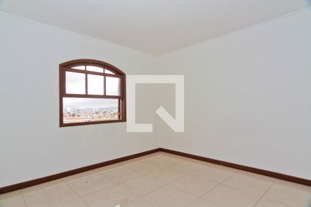Casa para alugar com 500m², 3 quartos e 1 vaga Casa para alugar com 500m², 3 quartos e 1 vagaSuíte 3