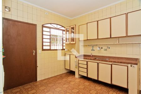 Casa para alugar com 500m², 3 quartos e 1 vaga Casa para alugar com 500m², 3 quartos e 1 vagaCozinha