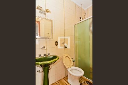 Casa para alugar com 500m², 3 quartos e 1 vaga Casa para alugar com 500m², 3 quartos e 1 vagaBanheiro da Suíte 2