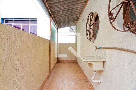 Casa para alugar com 500m², 3 quartos e 1 vaga Casa para alugar com 500m², 3 quartos e 1 vagaÁrea de Serviço