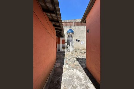 Casa à venda com 100m², 3 quartos e 2 vagas Casa à venda com 100m², 3 quartos e 2 vagasFundo Casa