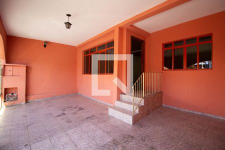 Casa à venda com 100m², 3 quartos e 2 vagas Casa à venda com 100m², 3 quartos e 2 vagasGaragem