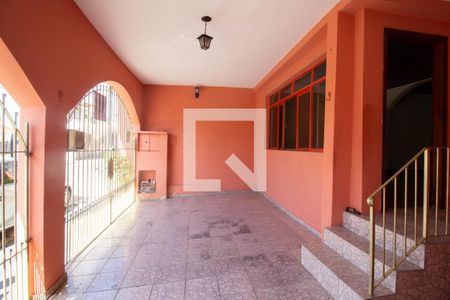 Casa à venda com 100m², 3 quartos e 2 vagas Casa à venda com 100m², 3 quartos e 2 vagasGaragem