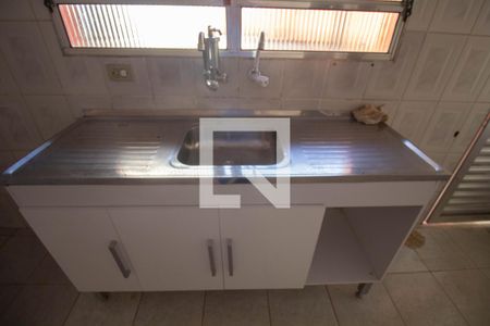 Casa à venda com 100m², 3 quartos e 2 vagas Casa à venda com 100m², 3 quartos e 2 vagasCozinha