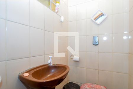Lavabo  de casa à venda com 3 quartos, 99m² em Vila Galvão, Guarulhos