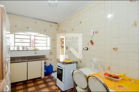 Casa à venda com 99m², 3 quartos e 2 vagasCozinha