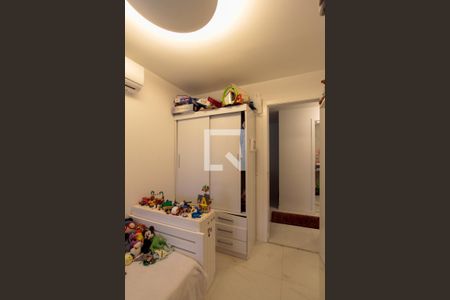 Apartamento à venda com 114m², 3 quartos e 2 vagasQuarto 1