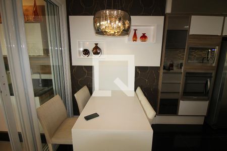 Apartamento à venda com 200m², 3 quartos e 4 vagasCozinha