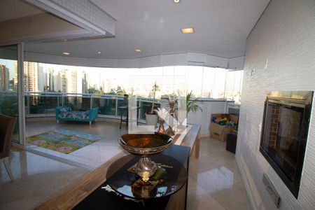 Apartamento à venda com 200m², 3 quartos e 4 vagasVaranda gourmet