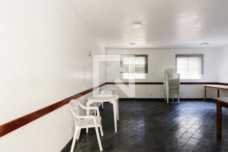 Apartamento à venda com 69m², 3 quartos e 1 vagaCondomínio - Salão de Festas 