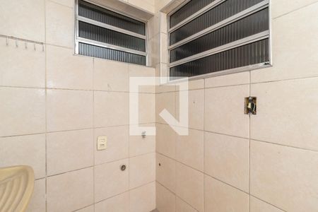 Casa à venda com 180m², 3 quartos e 1 vagaÁrea de Serviço