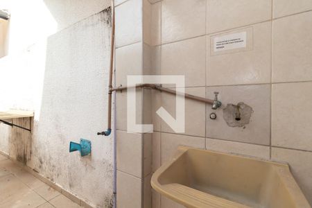 Casa à venda com 180m², 3 quartos e 1 vagaÁrea de Serviço