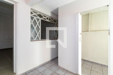 Casa à venda com 180m², 3 quartos e 1 vagaEdícula - Sala