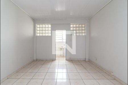Casa à venda com 180m², 3 quartos e 1 vagaSuíte