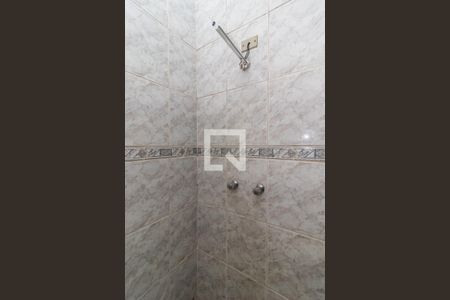 Casa à venda com 180m², 3 quartos e 1 vagaBanheiro 2