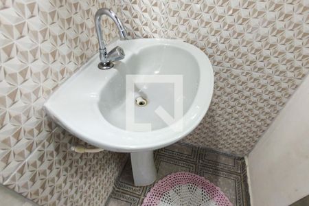 Casa de condomínio para alugar com 60m², 1 quarto e 2 vagasBanheiro